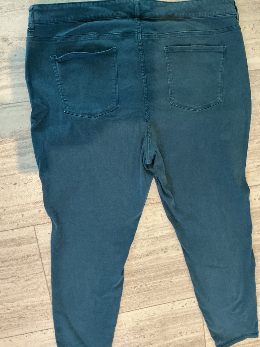 Plus Size Skinny Jeans - Picture 4 of 4